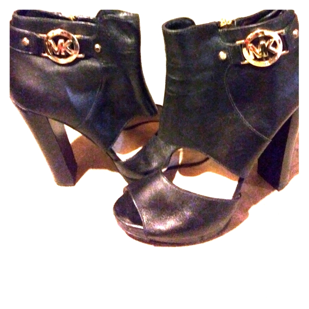 MK heel boots.